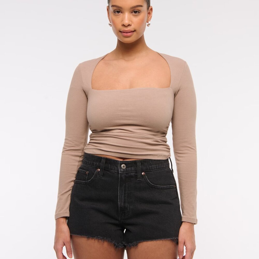 Abercrombie & Fitch The Mom Shorts High Rise Curve Black